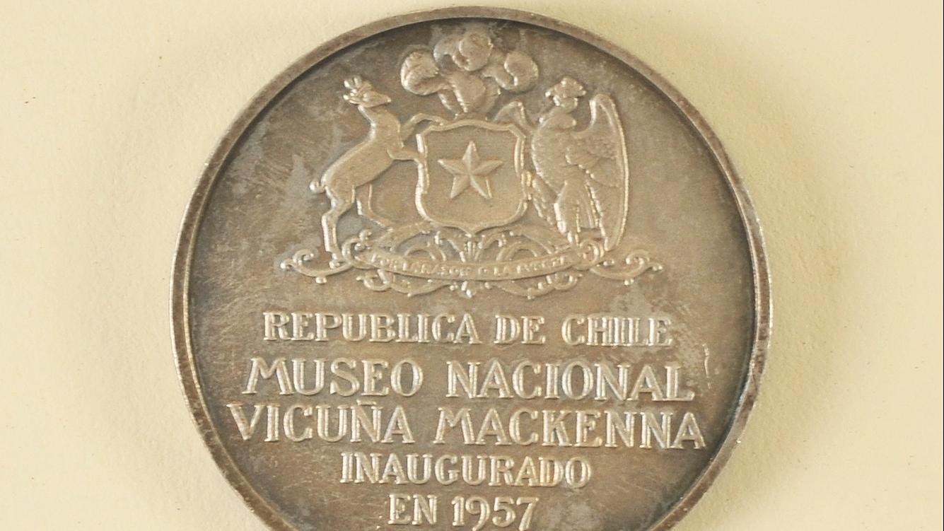 Medalla conmemorativa de la fundación del museo