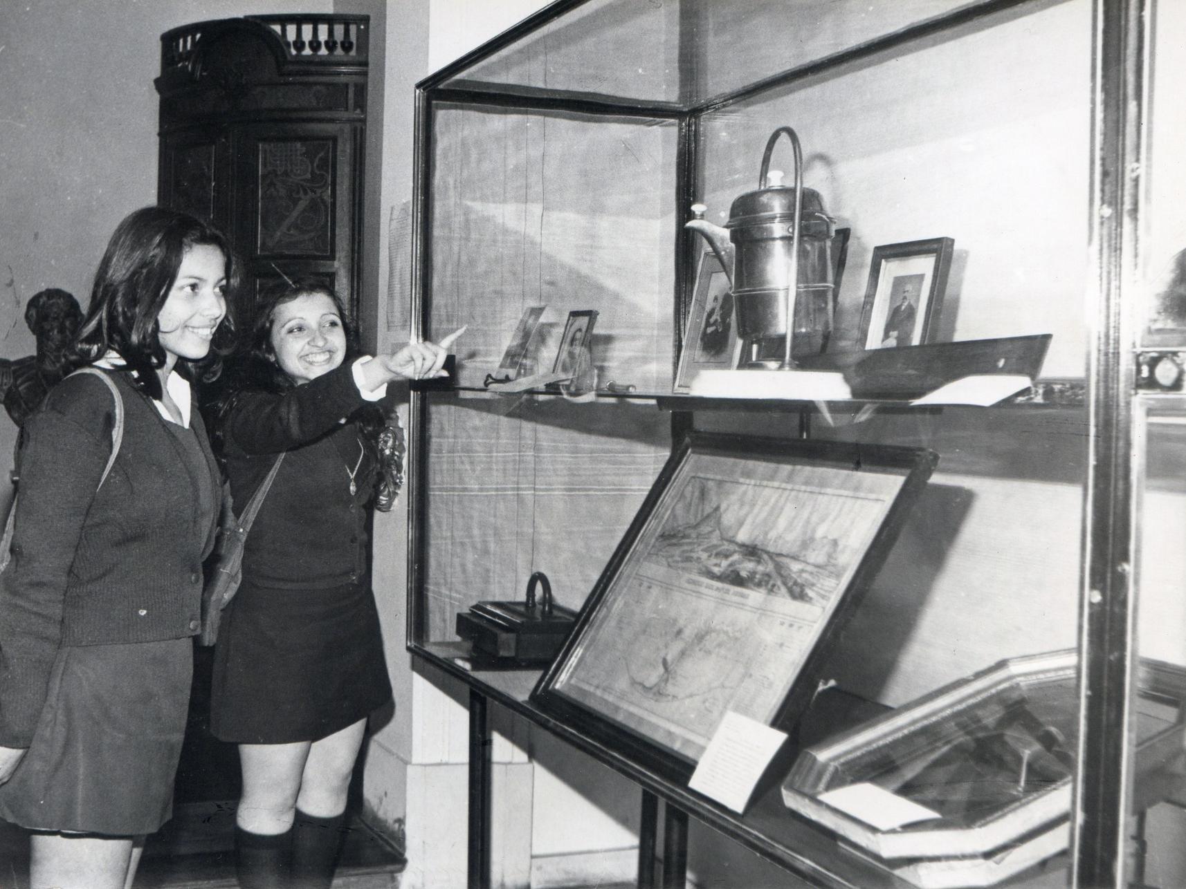 Estudiantes en el museo