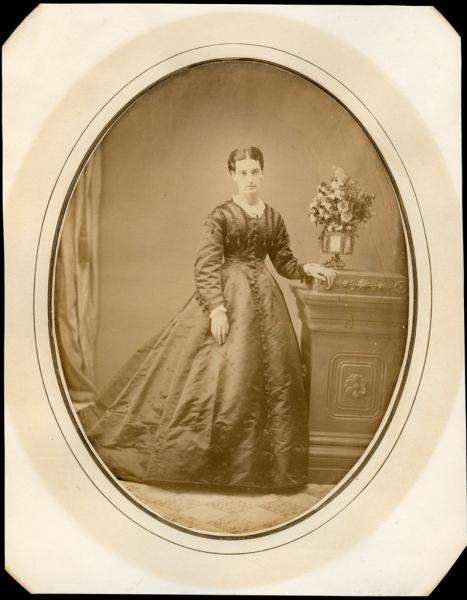 Victoria Subercaseaux en la época de su matrimonio